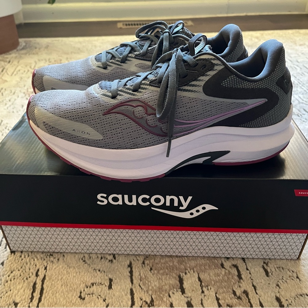 Saucony Axon 2 Running Shoe Sneaker in Shadow/Quartz Size 11 Women’s